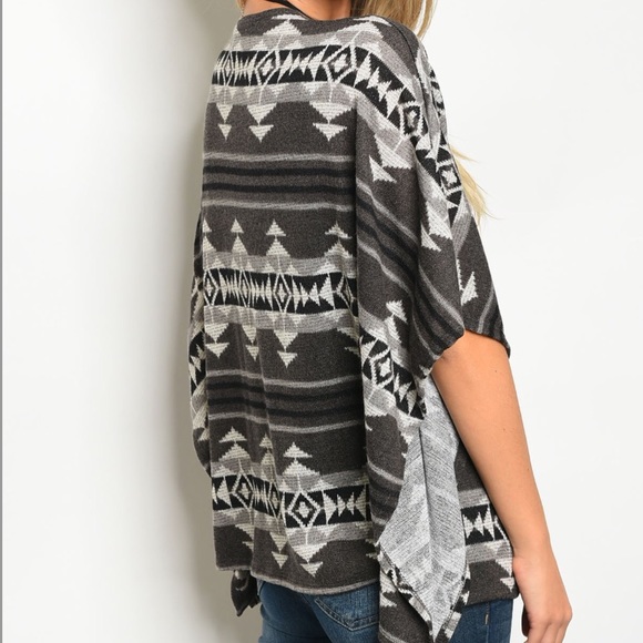 🌟Native American Print Cardigan🌟Sale - Picture 4 of 4